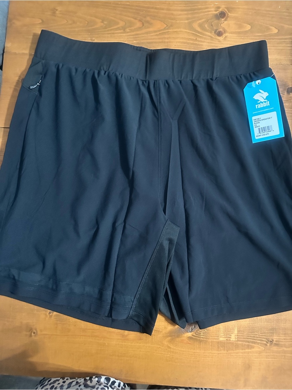 Men’s Rabbit Brand running shorts size Large